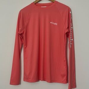 Columbia long-sleeve PFG shirt in Coral.